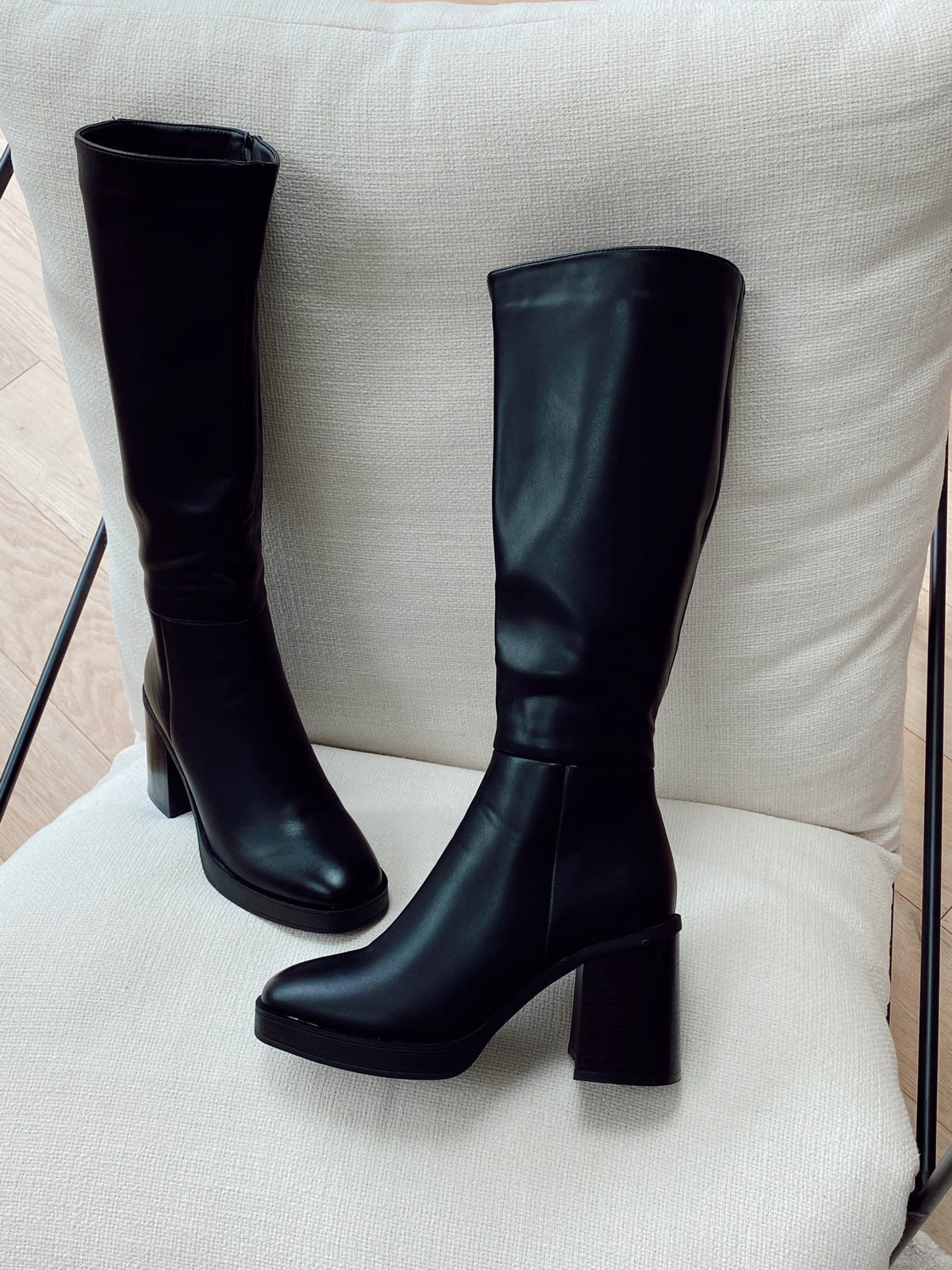 Black MOTTA Boots