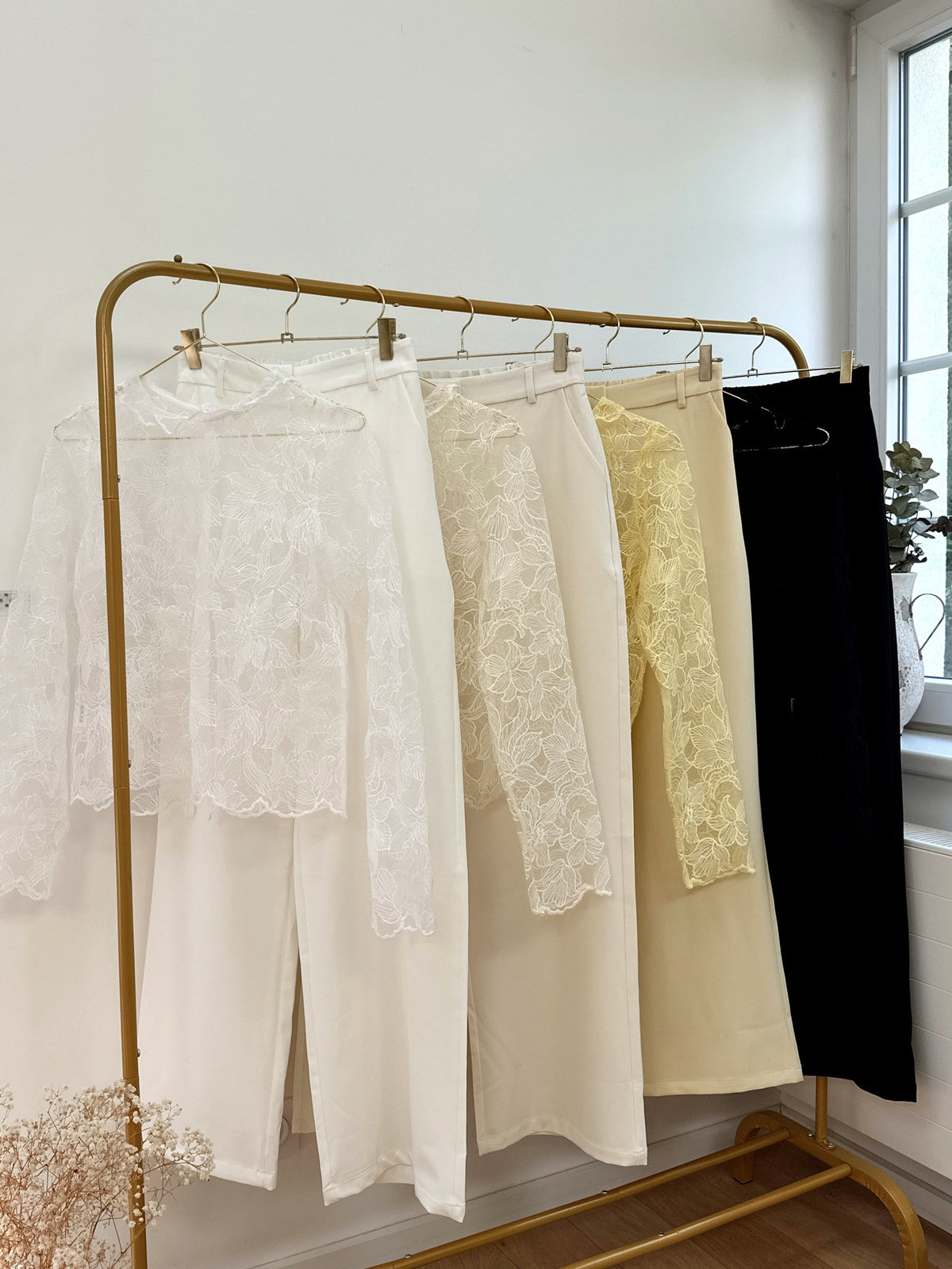 Pantalón DUCHESSE Amarillo