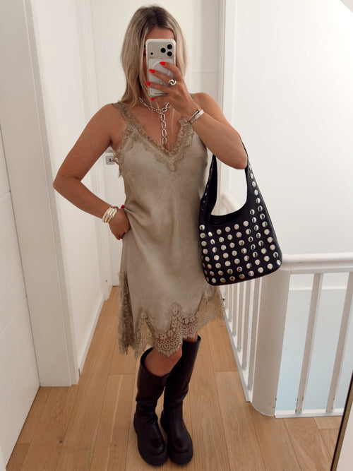 Robe EMBER