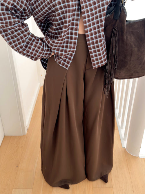 Hose BROWN