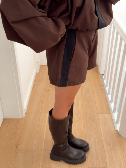 Short DEKEN