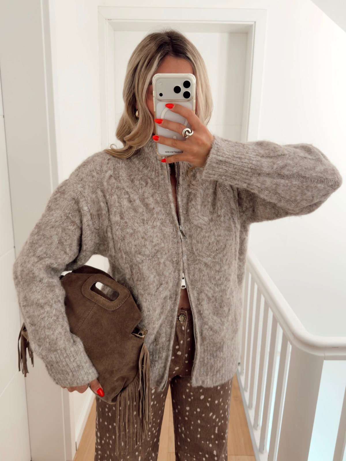 Vest HUSH