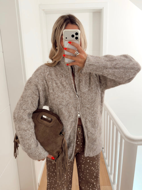 Vest HUSH
