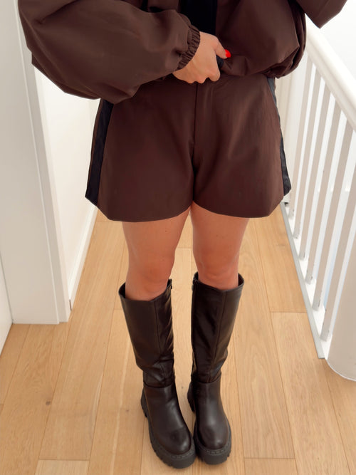 Short DEKEN