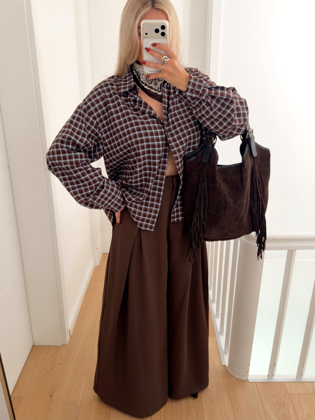 Hose BROWN