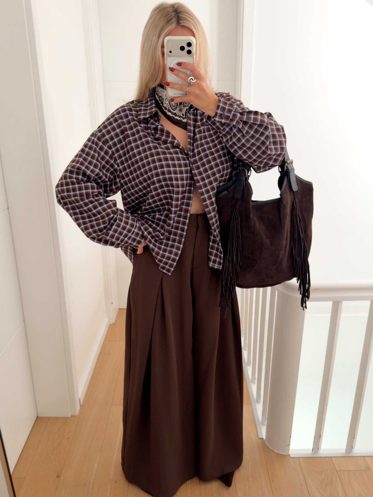 Hose BROWN