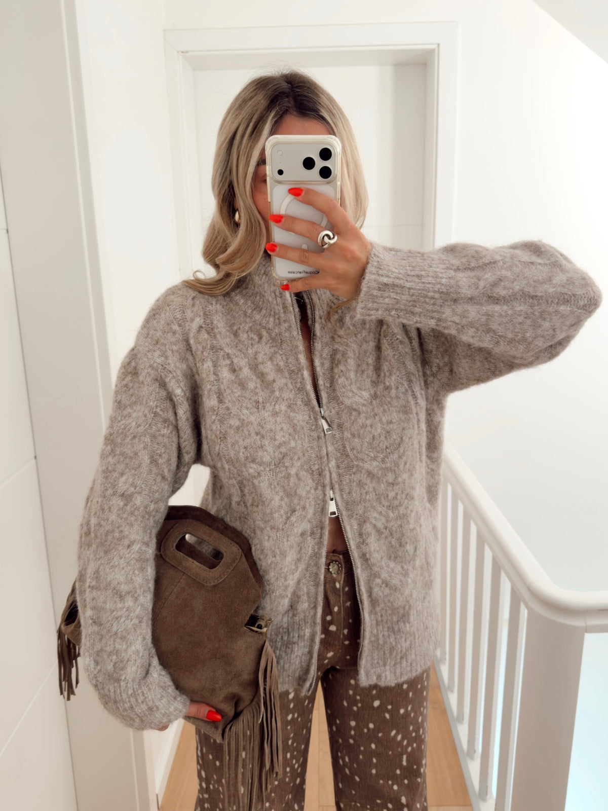 Vest HUSH