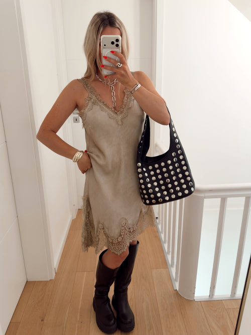 Robe EMBER